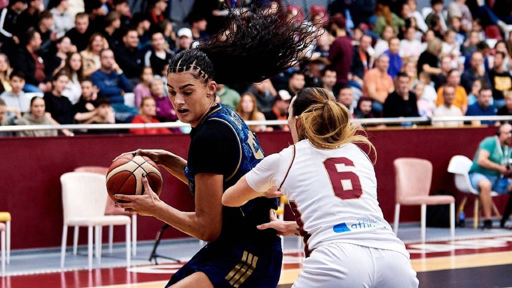 Fenerbahçe, Rapid Bükreş'i 101-51 mağlup etti