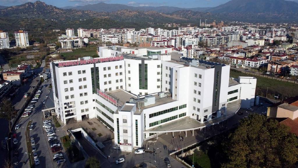 Aydın'da FETÖ operasyonu: Beyin cerrahı tutuklandı