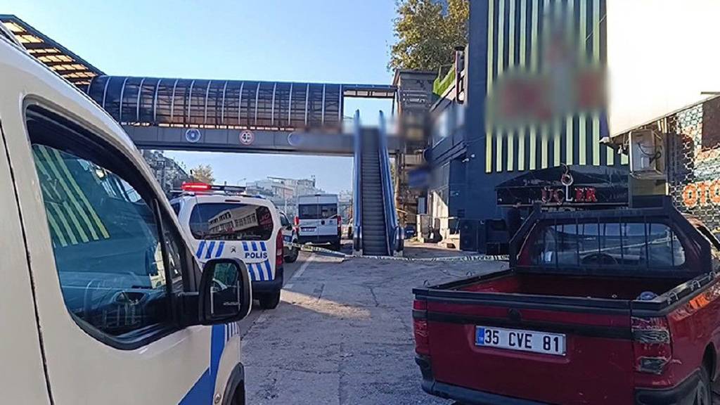 Bursa'da araçla gelip eğlence mekanına kurşun yağdırdılar