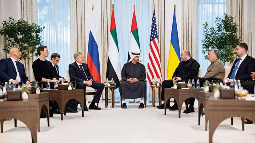 Rusya, ABD ve Ukrayna Abu Dabi'de yeniden masaya oturuyor