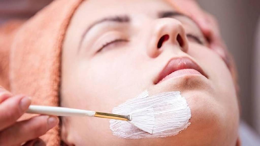Akneye karşı adapalen: Kullanırken nelere dikkat edilmeli?