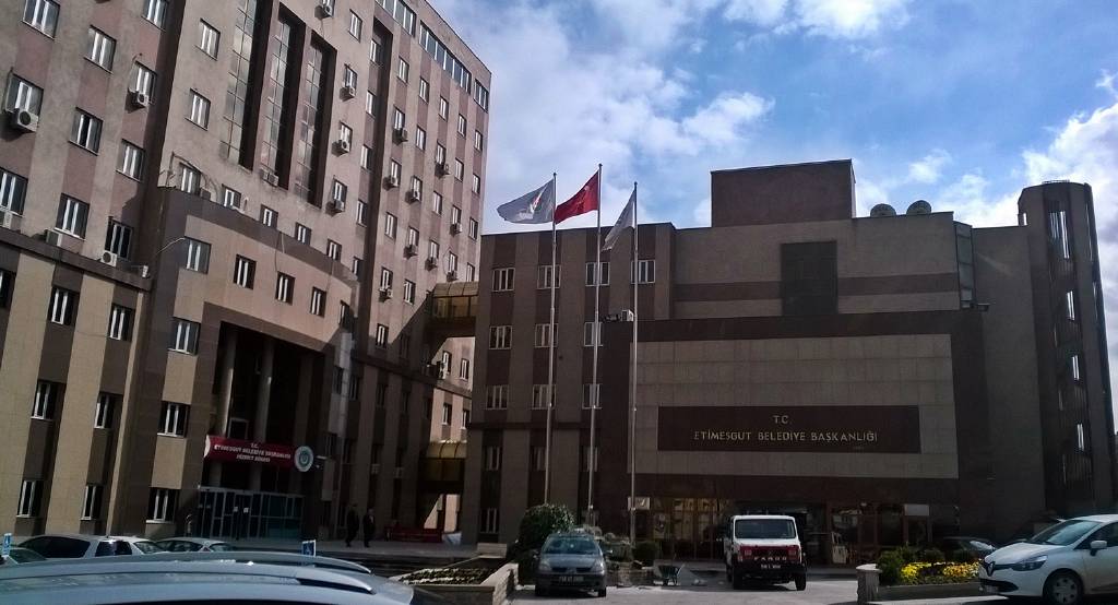 Etimesgut Belediyesi'ne 2. dalga operasyon: 25 gözaltı