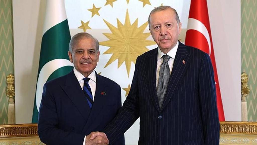 Pakistan Başbakanı Şerif'ten İstanbul'daki sel için taziye mesajı
