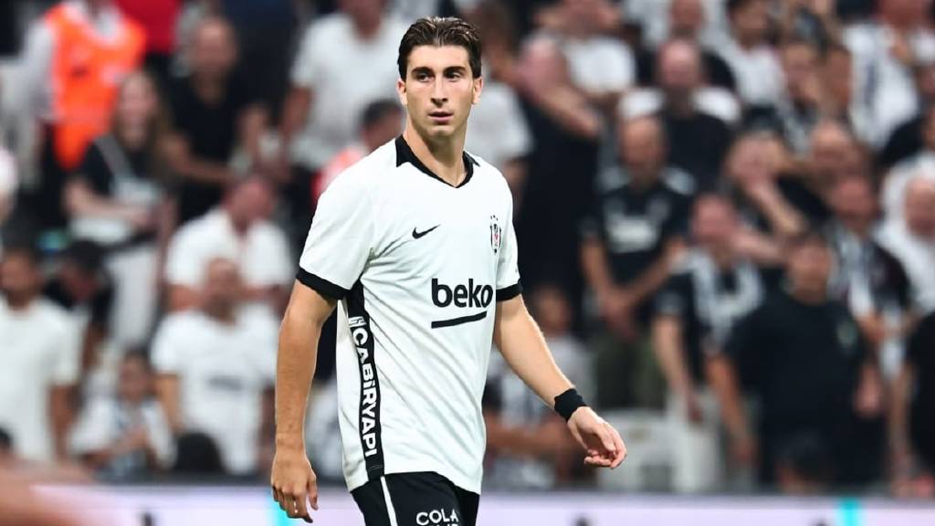 Beşiktaş'ta Orkun Kökçü'nün yerine Fabio Miretti planı