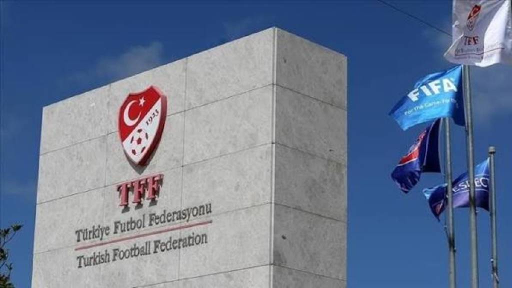Süper Lig'den 8 kulüp PFDK'ya sevk edildi