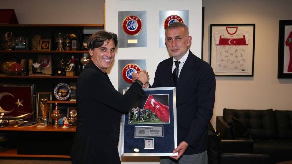 Hacıosmanoğlu, Montella ile vedalaştı