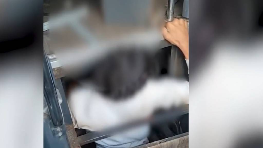 Ankara'da yolcu otobüsünün gizli bölmesinden 5 göçmen çıktı