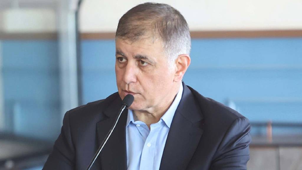 Cemil Tugay, AK Parti İzmir İl Teşkilatı ile bir araya geldi