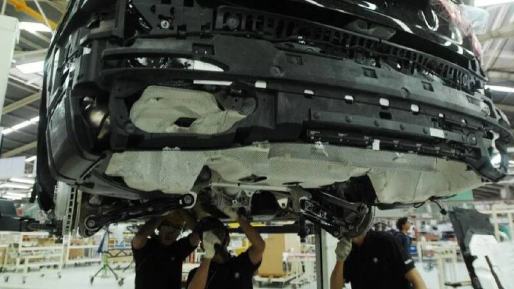 Volkswagen çalışanlarına 2030'a kadar zam yok