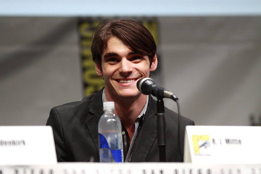 Breaking Bad'in yıldızı RJ Mitte 34 yaşında hayatını kaybetti