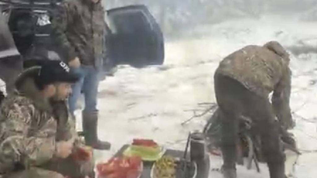 Bartın'ın yüksek kesimlerine mevsimin ilk karı düştü