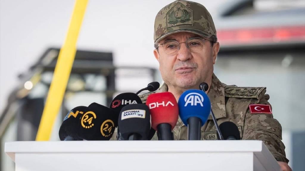 Orgeneral Bayraktaroğlu: 10 yılda 10 milyon kamikaze sistemi hedefi