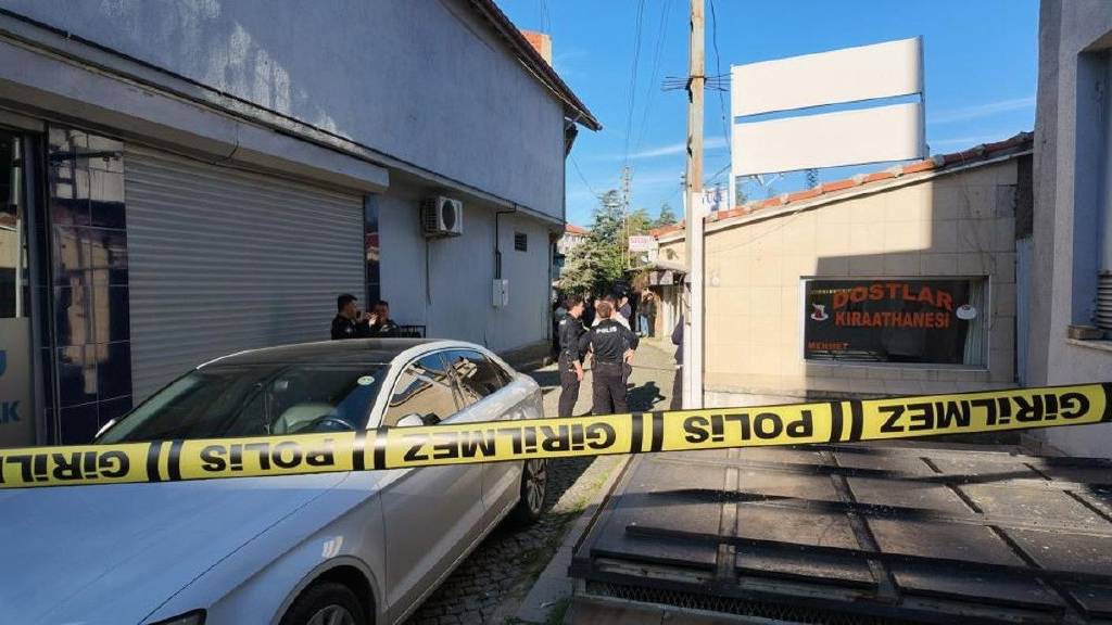 Konya Akşehir'de kıraathaneye tüfekli saldırı: 1 ölü, 1 yaralı