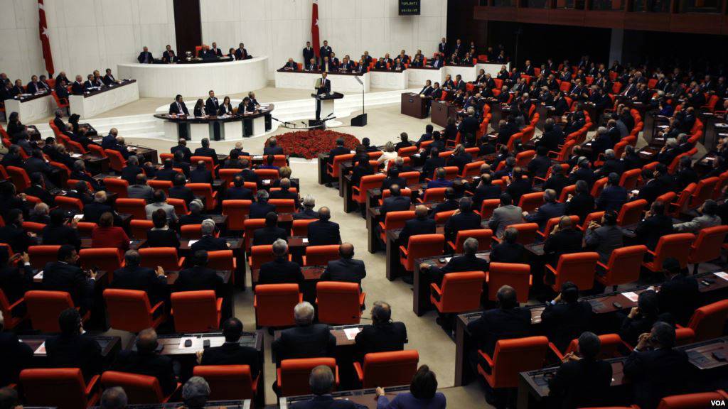 TBMM'nin bu haftaki gündeminde Türk Kızılay Kanunu Teklifi var
