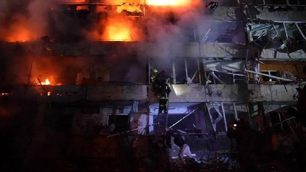 Rusya'dan Kiev'e gece saldırısı: 1 ölü, 8 yaralı