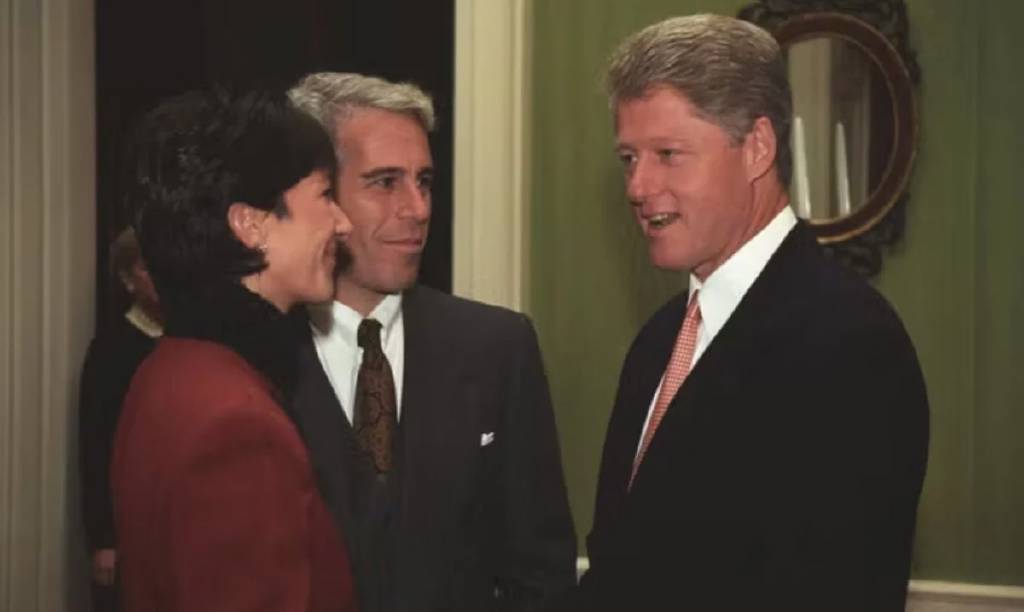 Clinton'lar Epstein ile ilgili ifade verecek