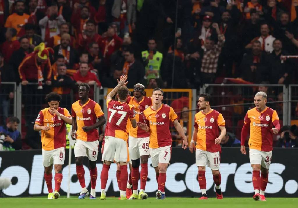 Galatasaray, Juventus'u ezdi: 5-2