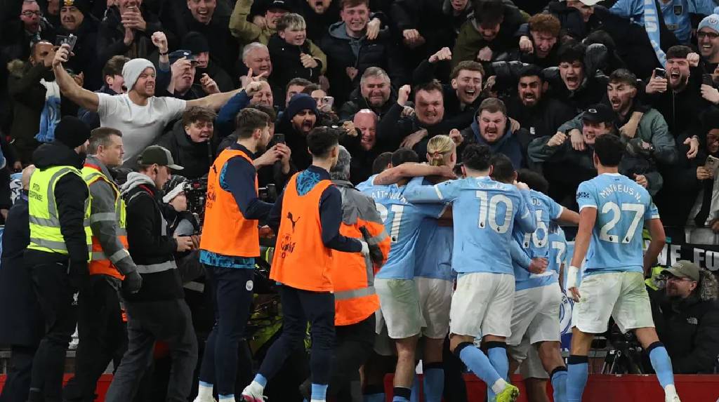 Dev maçta kazanan Manchester City