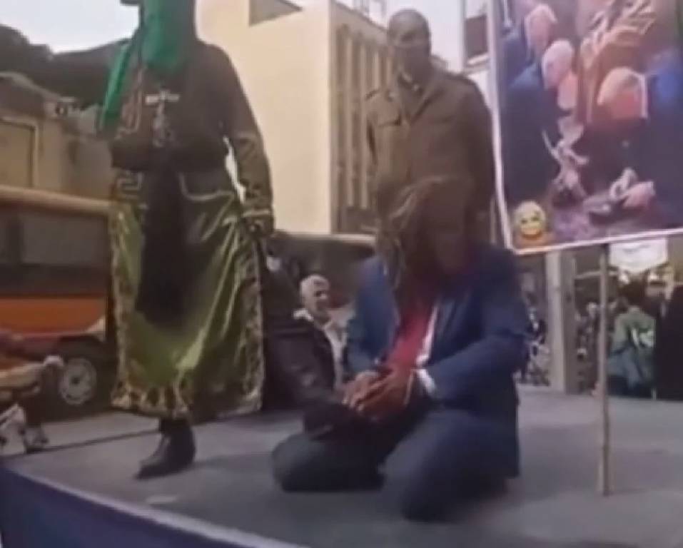 İran'da Trump'ın idamı sahnelendi