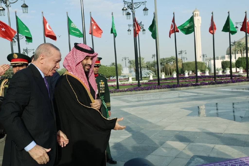 Cumhurbaşkanı Erdoğan, Riyad'da Prens Selman ile bir araya geldi