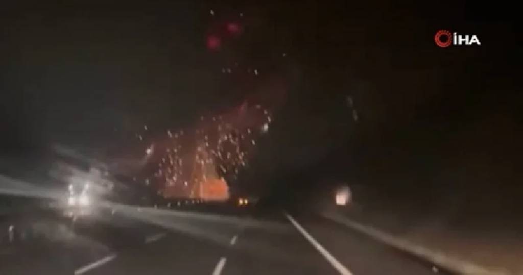 Balıkesir'de facia: F-16 uçağı düştü