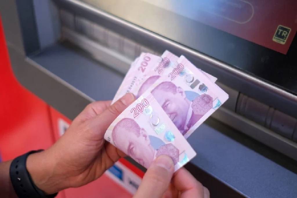 Emekli Bayram İkramiyesinde artış beklentisi