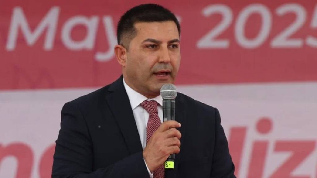 Kuşadası Belediye Başkanı dahil 5 kişi tutuklandı