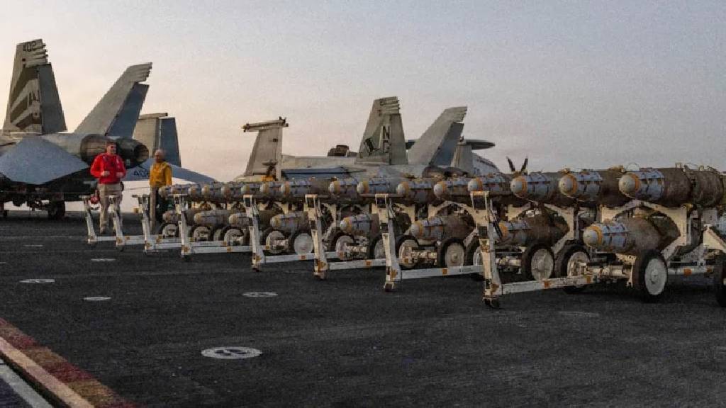 "ABD, İran donanmasına ait 9 gemiyi imha etti"