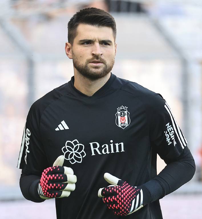 13 Yıllık Beşiktaş kariyerinin sonuna geldi