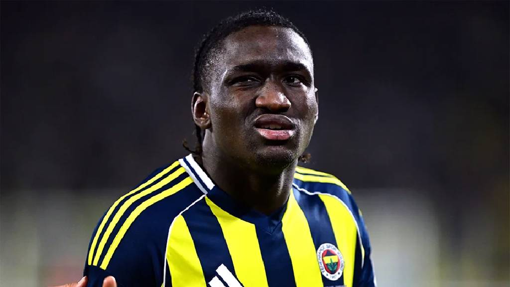 Fransa U21 Kampında kriz