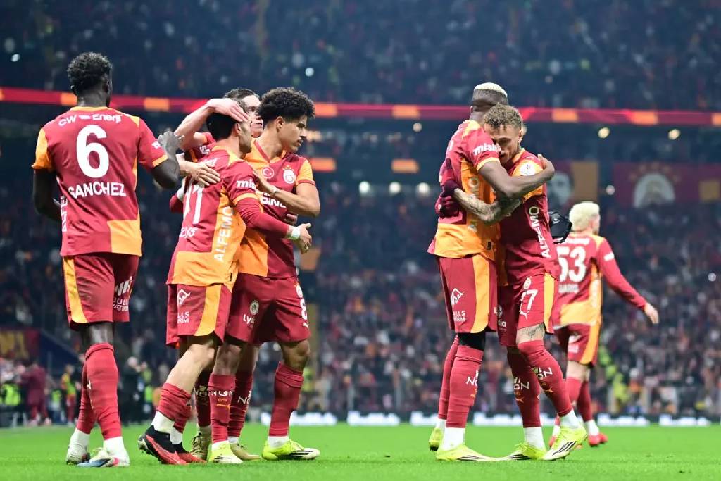 Cimbom evinde çok rahat