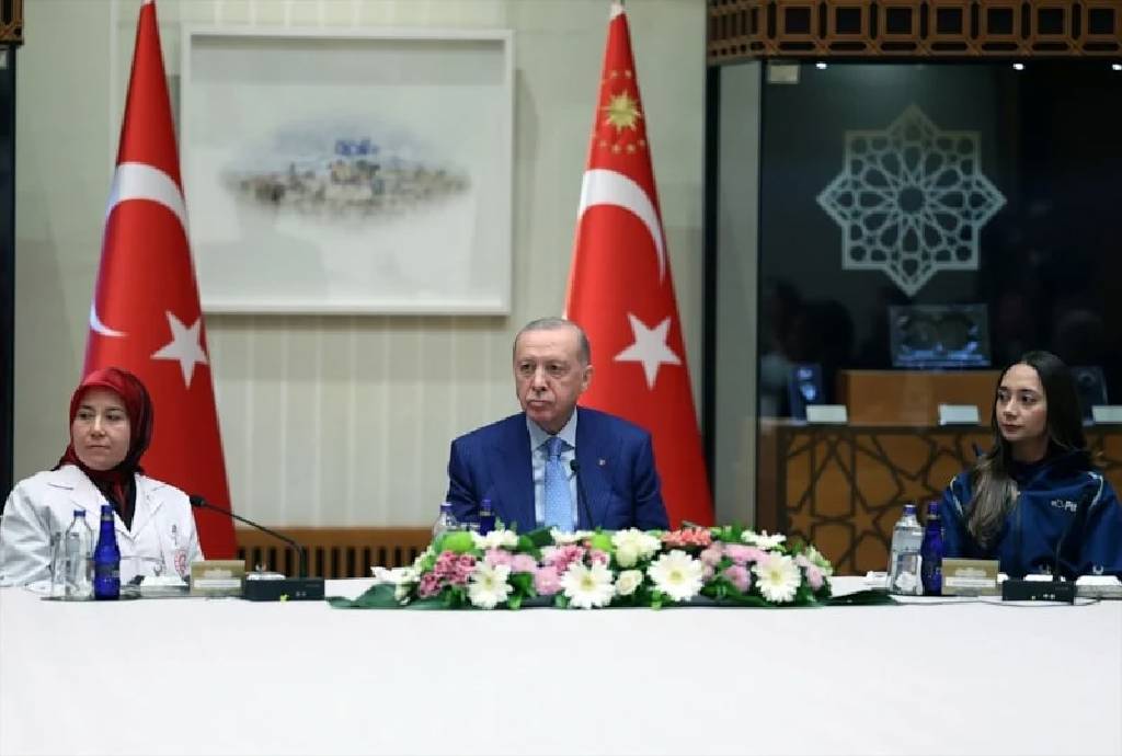 1 Mayıs öncesi işciler Beştepe'de ağırlandı