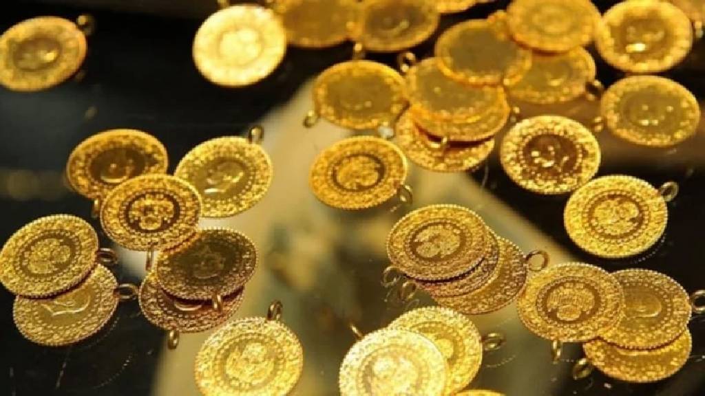 Altın haftaya düşüşle başladı