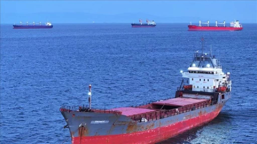 İran Hürmüz Boğazı'nı açtı