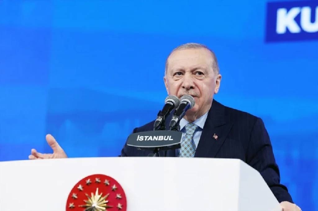 "Çocuklara sırtlarını dönüyorlar"