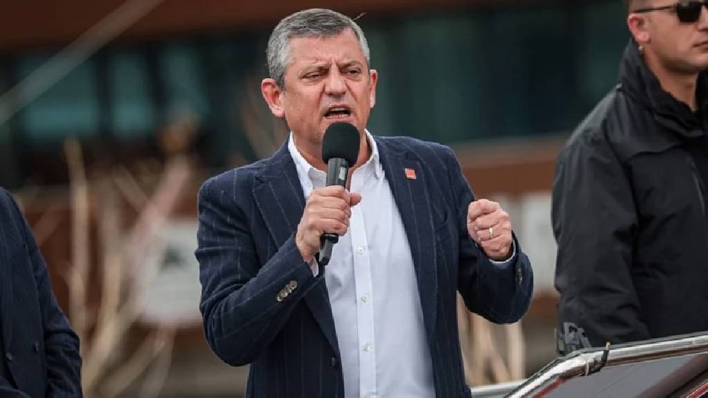 Erken seçim çağrısı: "Bir dakika bile durmam"
