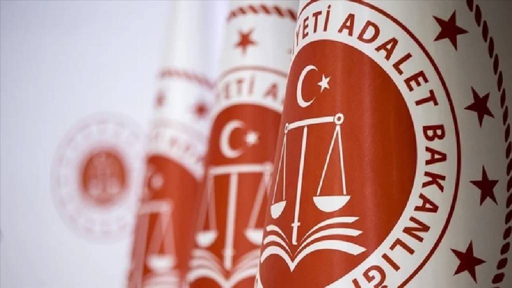 Adalet Bakanlığı 15 bin personel alımı yapacak