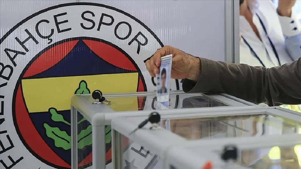 Fenerbahçe'de yeni hoca arayışı