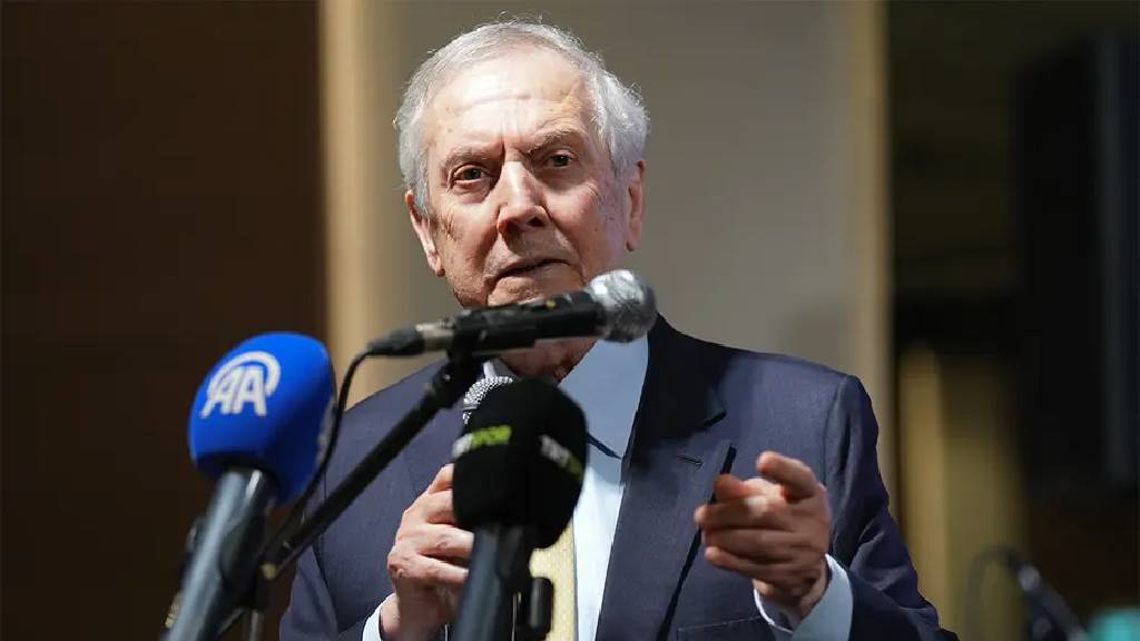 Aziz Yıldırım'dan Galatasaray çıkışı