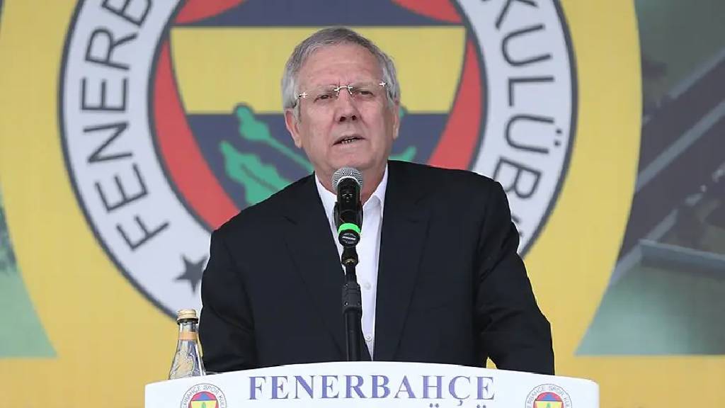 Aziz Yıldırım'dan transfer ve hoca mesajı