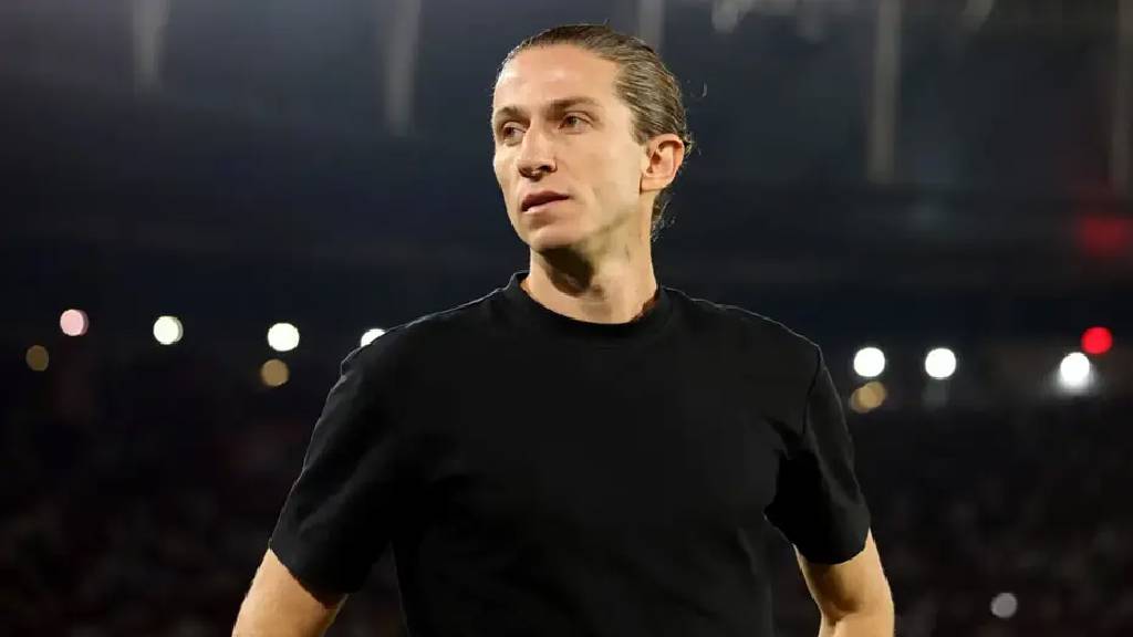 Filipe Luiz için Süper Lig defteri kapandı