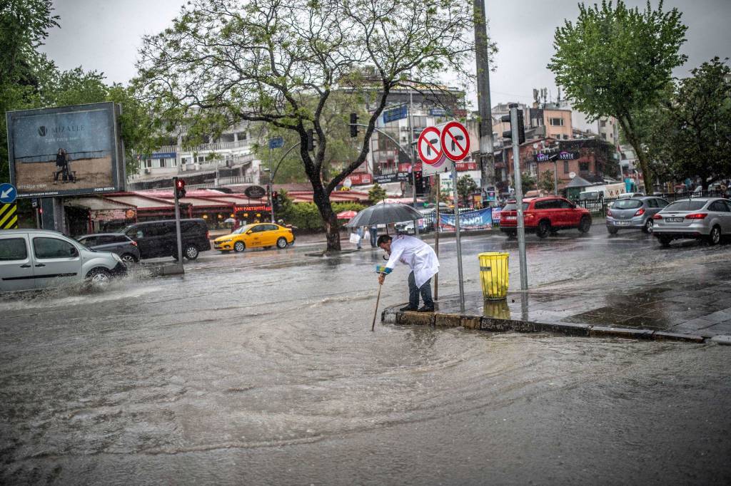 4 İl için sarı kodlu uyarı