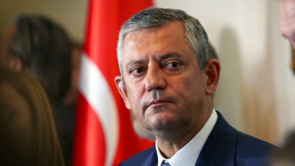 Kurultay mesajı: "Tek talep yeniden kurultay"