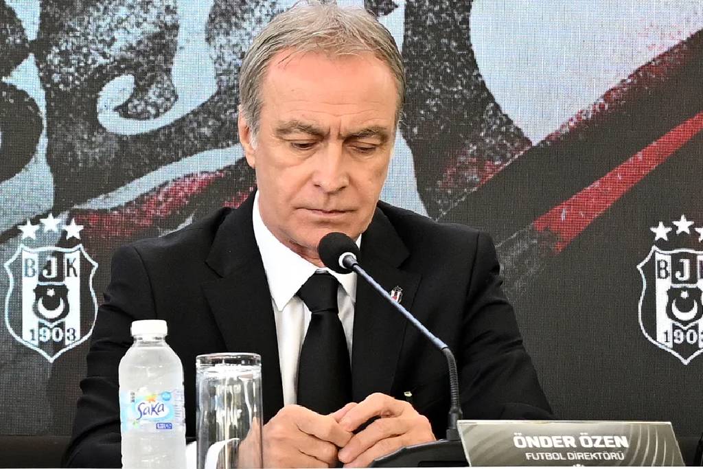 Beşiktaş'ta Pavlidis'e açıklama