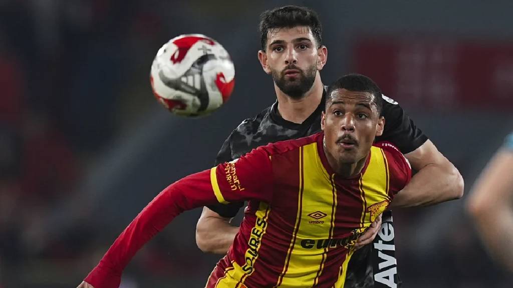 Ümit Akdağ için beklenen Fenerbahçe açıklaması geldi
