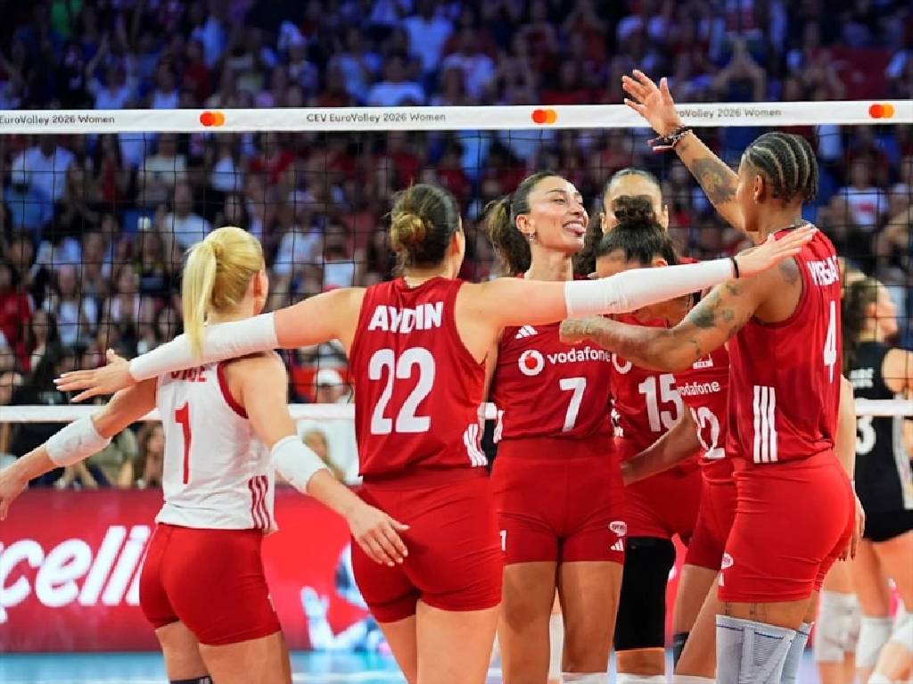 A Milli Kadın Voleybol Takımı, 4'de 4 ile devam ediyor