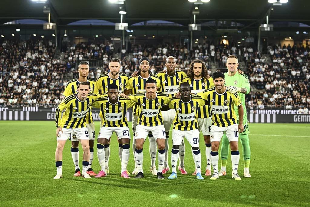 Fenerbahçe, Şampiyonlar Ligi'ne 2 adım uzaklıkta