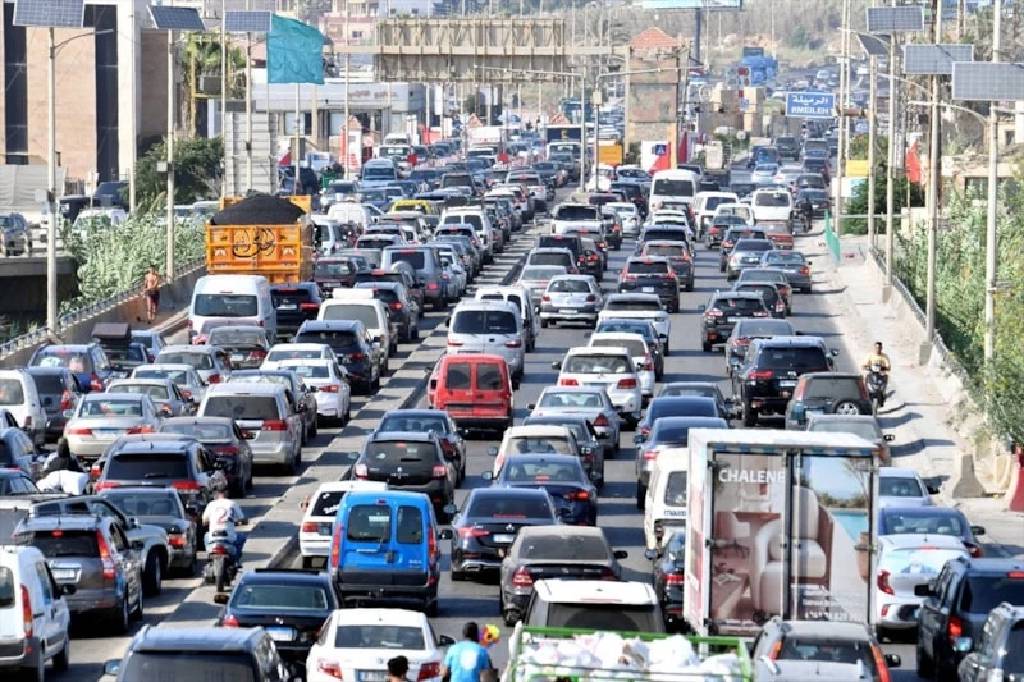 İsrai'in Lübnan saldırıları yeni göç dalgası başlattı