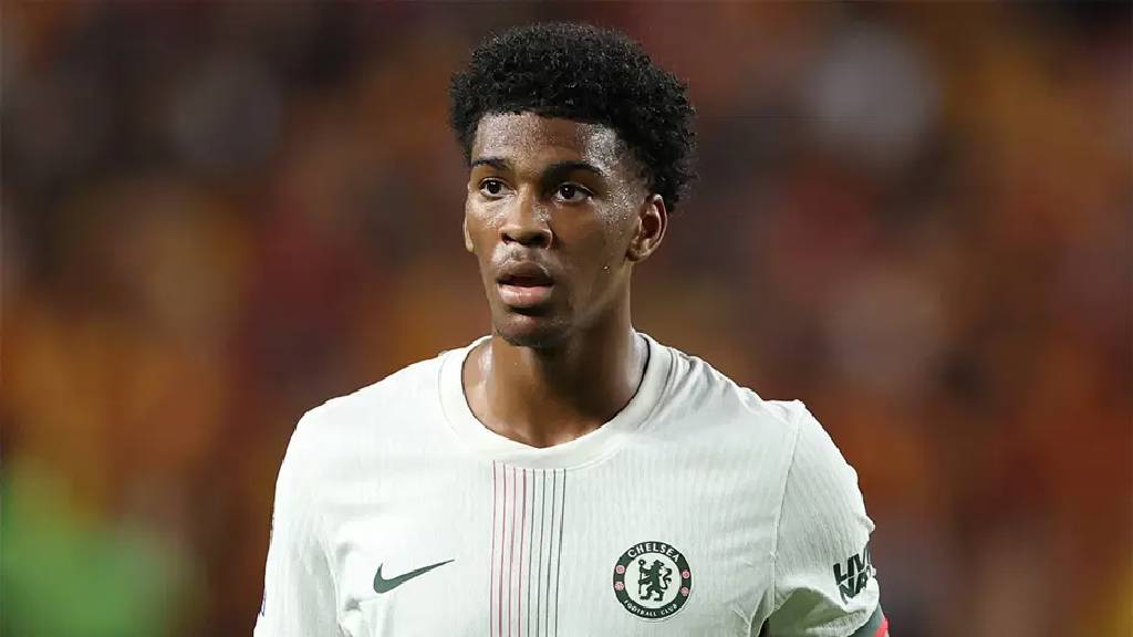 Semedo yerine 25 milyon euro'luk sağ bek