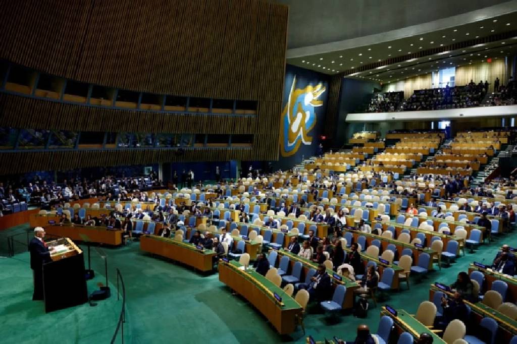 Netanyahu'nun konuşmasında heyetler salonu terk etti